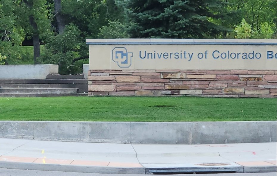 Stitched panorama of the CU Boulder entrance sign